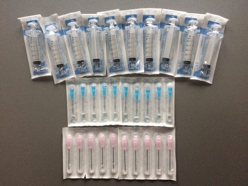 Spuiten & injectie naalden bovenbeen